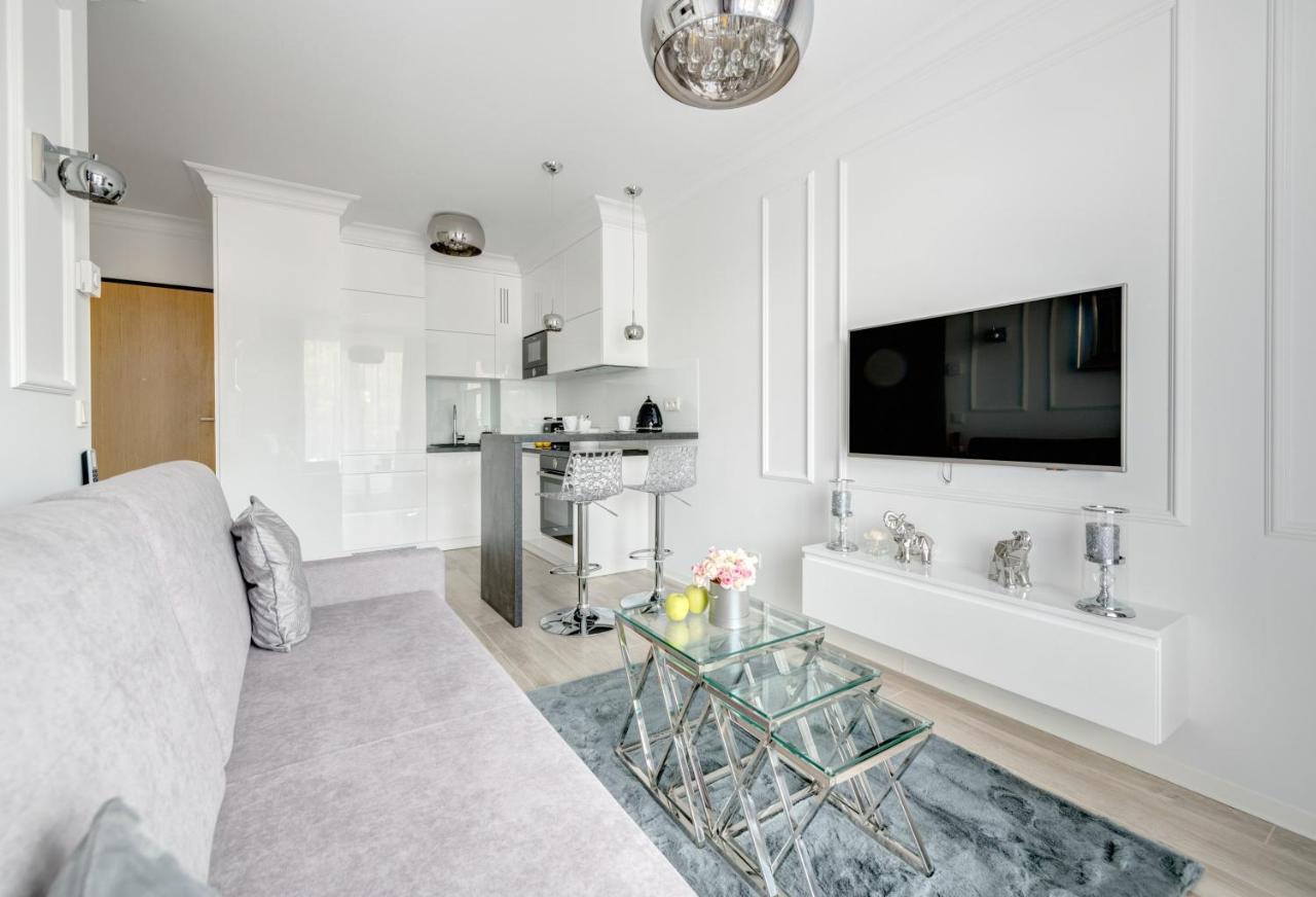 Dom & House - Apartments Navio Estate Гданск Екстериор снимка