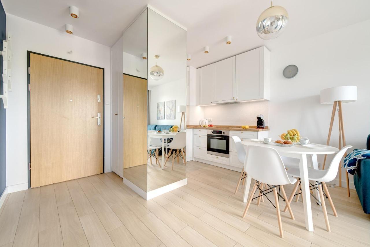 Dom & House - Apartments Navio Estate Гданск Екстериор снимка