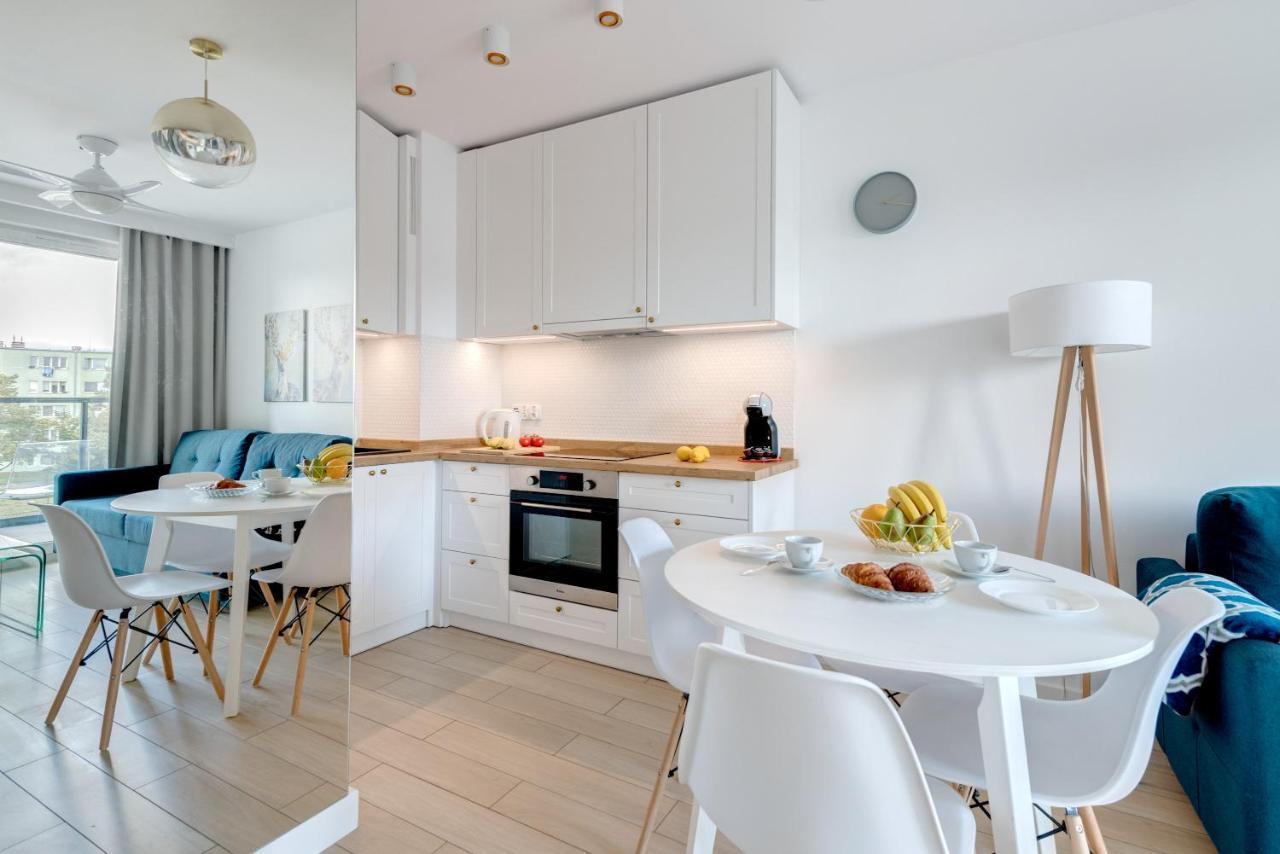 Dom & House - Apartments Navio Estate Гданск Екстериор снимка