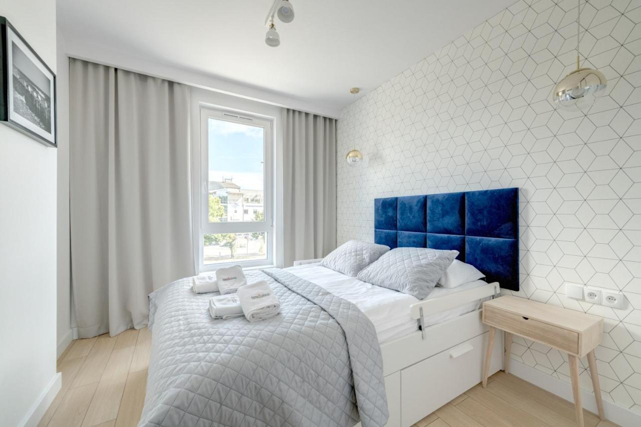 Dom & House - Apartments Navio Estate Гданск Екстериор снимка