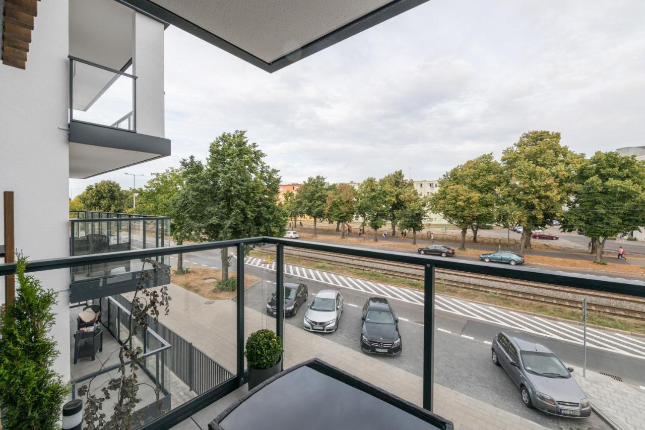 Dom & House - Apartments Navio Estate Гданск Екстериор снимка