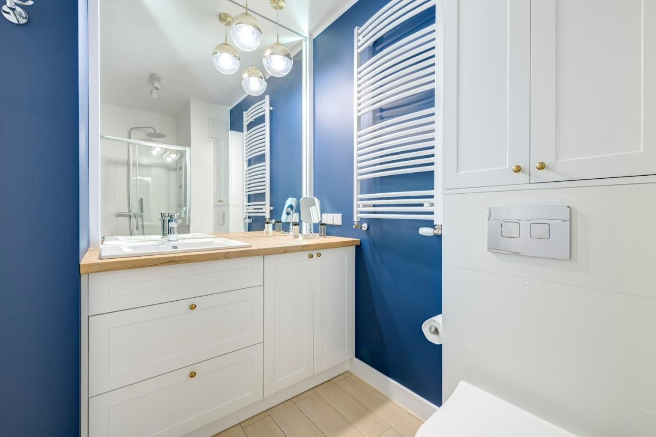 Dom & House - Apartments Navio Estate Гданск Екстериор снимка