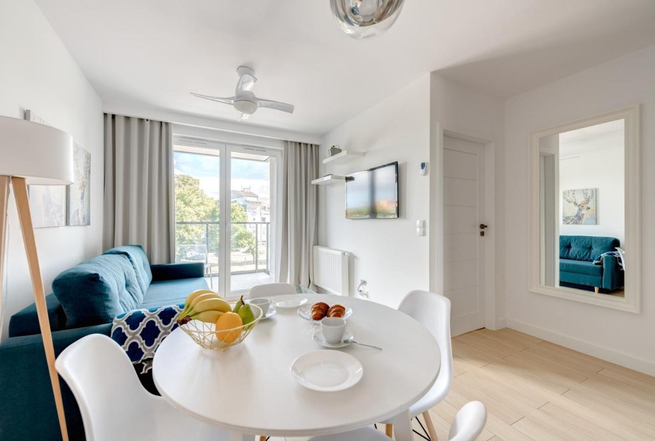 Dom & House - Apartments Navio Estate Гданск Екстериор снимка
