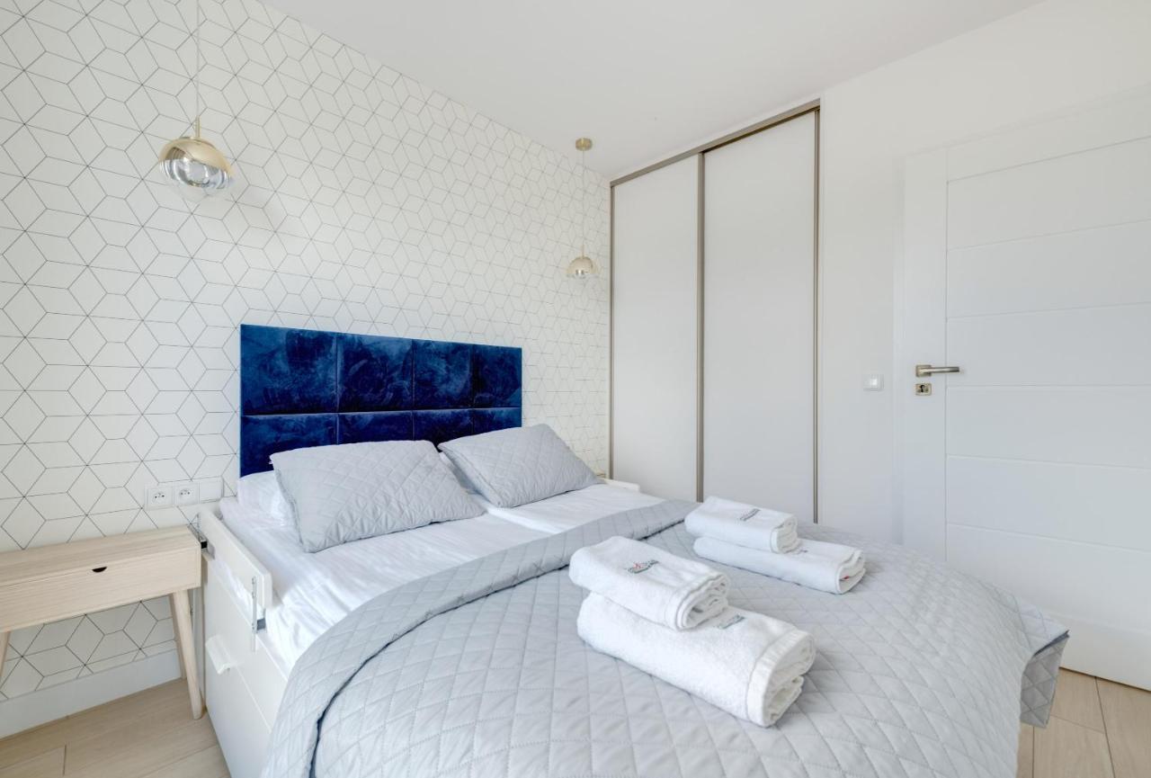 Dom & House - Apartments Navio Estate Гданск Екстериор снимка