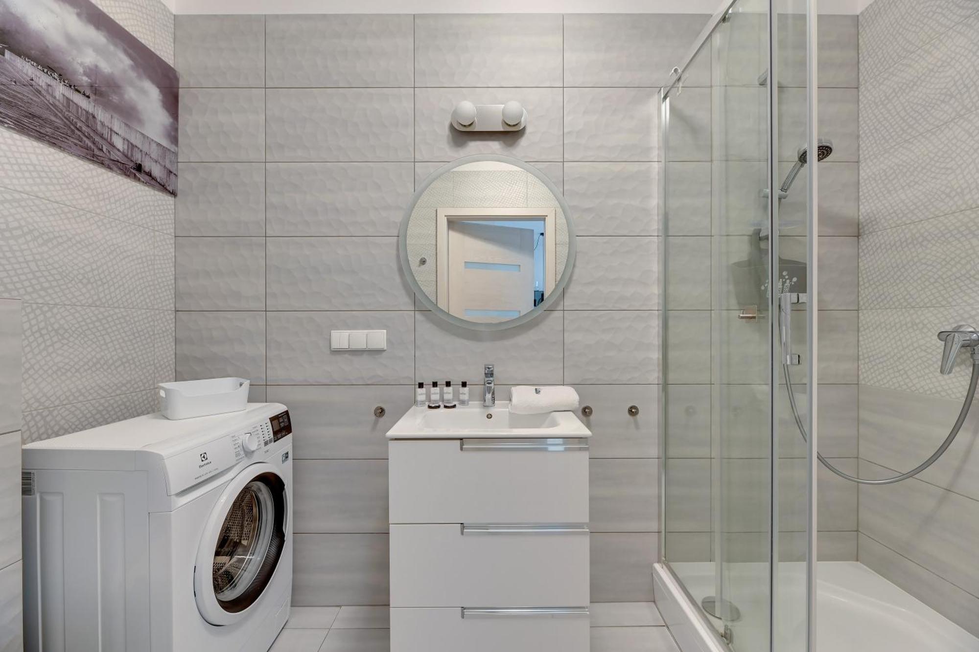 Dom & House - Apartments Navio Estate Гданск Екстериор снимка